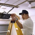 Find out what are the signs that indicate your garage door needs repairing