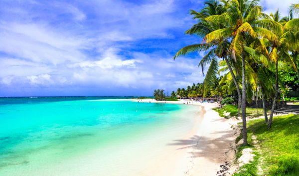 Belle Mare Beach-leisure travel in Mauritius